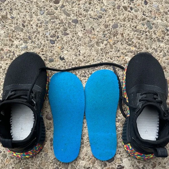 Adidas Ortolite- boys 8 toddler - Picture 9 of 11